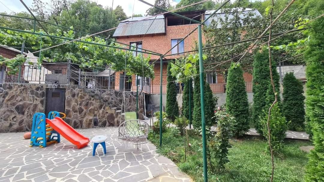 Guest House Casa Borjomi Dış mekan fotoğraf